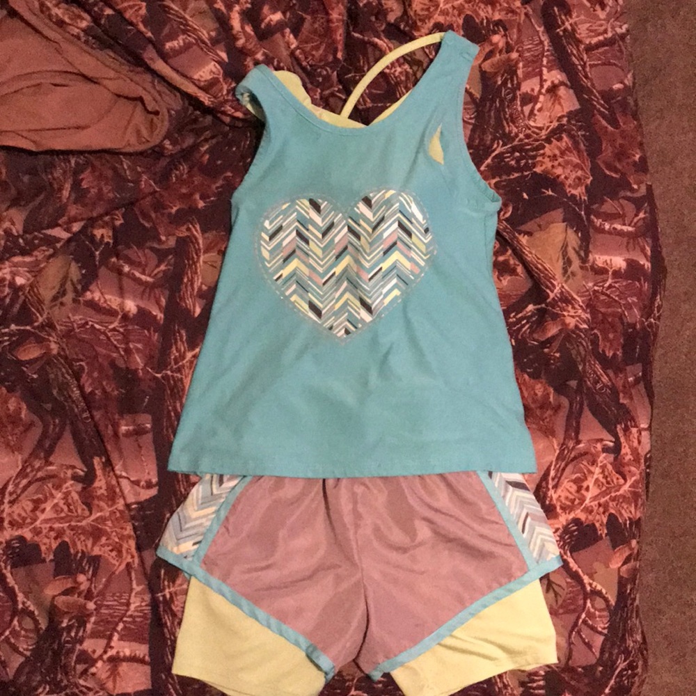 Derek heart girl shirt shorts set